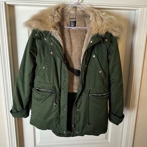 Zara coat. New. trf- outerwear. Size small. Green